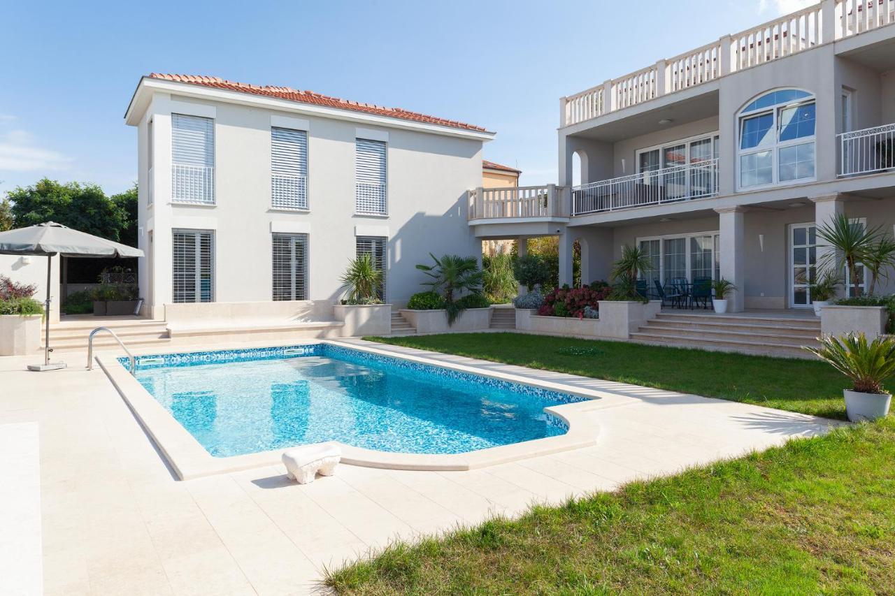 Deluxe Apartments Vila Carissa 말린스카 외부 사진